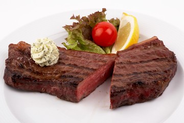 Steak auf Teller