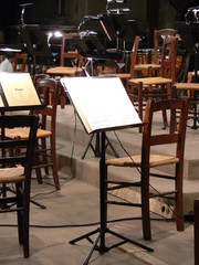 partition de musique sur pupitre