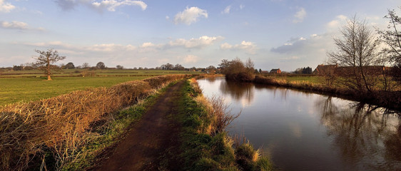Towpath on the the worcester and birmingham canal 