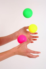 Juggling with 3 balls