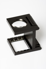 loupe compte fil grossissement © shocky