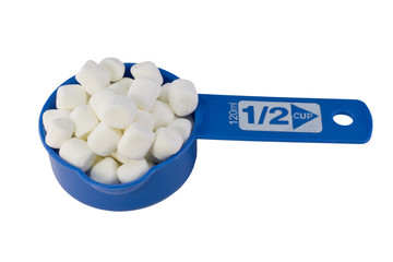 measuring cup of mini marshmallows