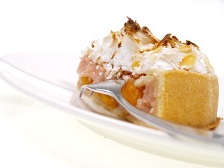 mandarinen rhabarber meringue kuchen