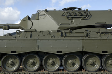 Obraz na płótnie Canvas Military Tank