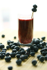 Fototapeta na wymiar Blueberry smoothie