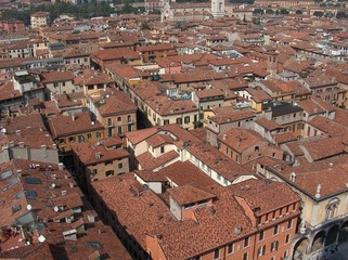 Verona, Blick vom Lamberti-Turm über die Dächer zum Dom