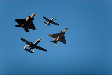 Airplanes during Heritage Run