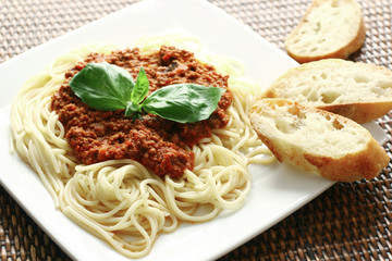 Spaghetti and basil