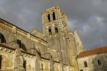 Fototapeta na wymiar basilique de vézelay