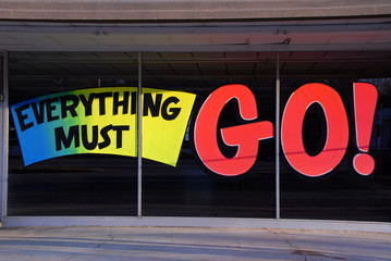 Everything Must GO! - obrazy, fototapety, plakaty
