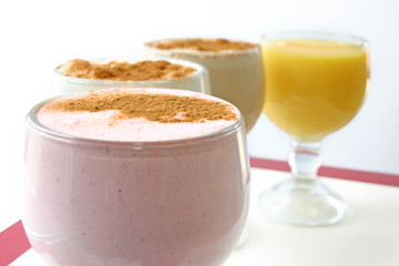 Four milshakes