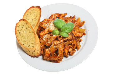 Penne pasta with chicken ina tomato sauce with garlic bread
