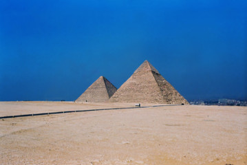 Fototapeta na wymiar Pyramids Egypt