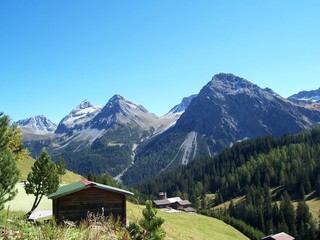 Fototapeta na wymiar Góry, Szwajcaria