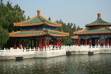 Schilderijen op glas Traditional chinese architecture in China © tracker