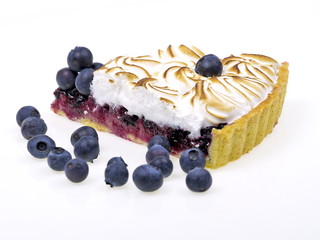 meringue kuchen mit blaubeeren
