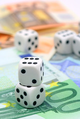 Dices on euro cash