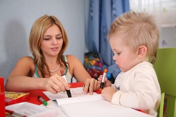 Obraz na płótnie Canvas mother and child drawing