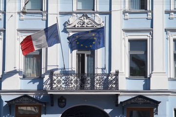 house and flags