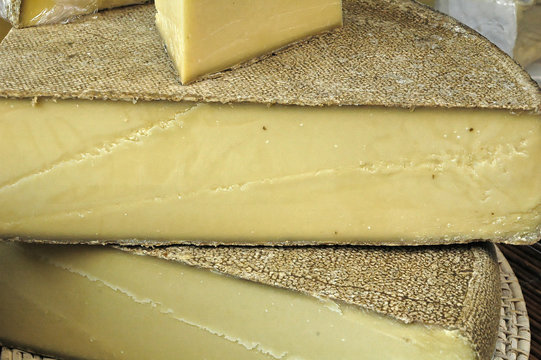 fromage de comt&eacute;