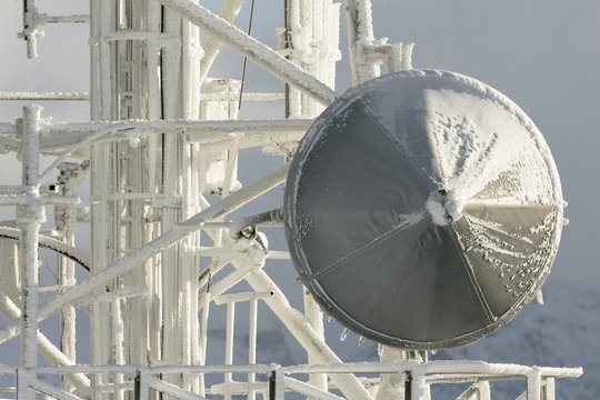 antenne gel&eacute;e