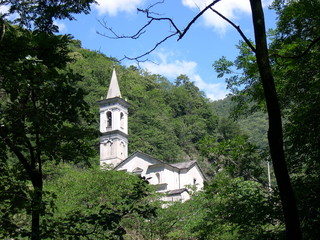 La chiesa nel verde