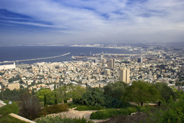 Fototapeta na wymiar Panorama of Haifa city from Israel