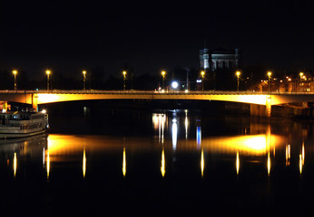 Weserbrücke bei Nacht