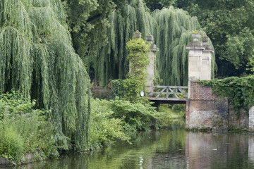 Park bei der Burg Hülshoff im Münsterland