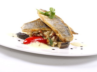 gebratenes dorade auf risotto
