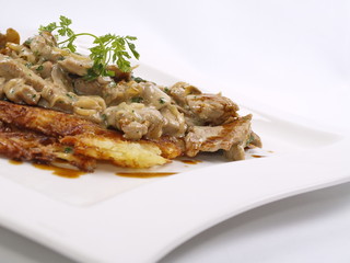 züricher kalbsgeschnetzeltes mit kartoffelrösti