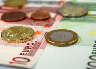 Euro-Münzen und -scheine