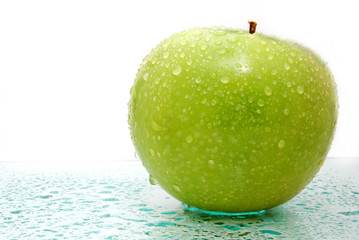 green wet apple