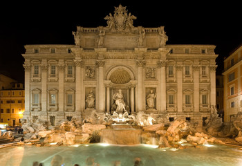 Fontana di Trevi, Roma notturna, Italia