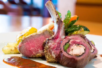 Crusted lamb chops stuffed with chicken 