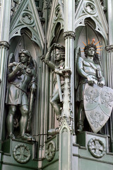 Obraz premium Statue-Berlin 