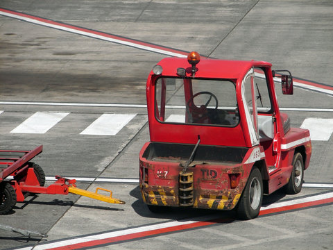 chariot sur le tarmac
