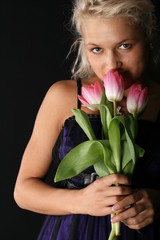 girl and tulips