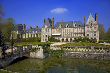 Fototapeta na wymiar france,courances : chateau