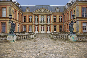 france,dampierre-en-yvelines : chateau