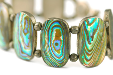 atique mother of pearl bracelet close-up