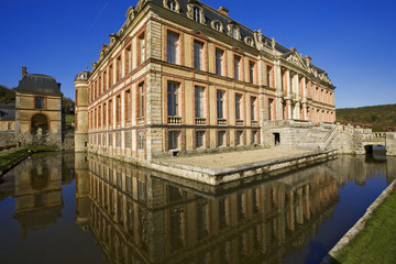 Fototapeta na wymiar france,ile de france : chateau de dampierre