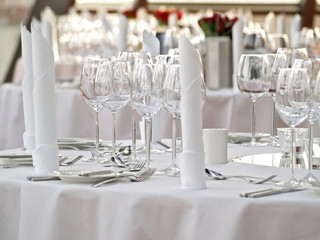 festlicher tisch set up