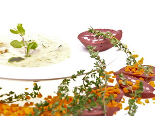 kartoffelsuppe mit blutwurst