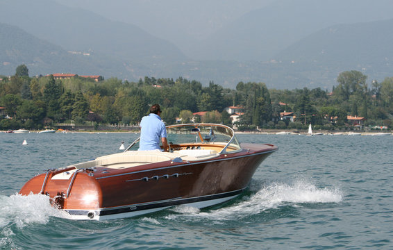 Bateau sur le Lac de Garde