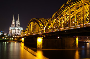 Brücke 4