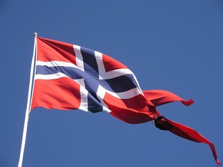 Norwegische Fahne weht im Wind