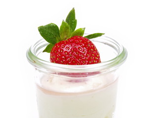 erdbeer trifle dessert