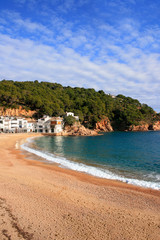 Fototapeta na wymiar Piękna plaża w Tamariu (Costa Brava, Katalonia, Hiszpania)