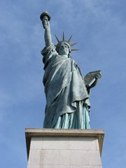 Fototapeta premium Paris- Statue of Liberty
